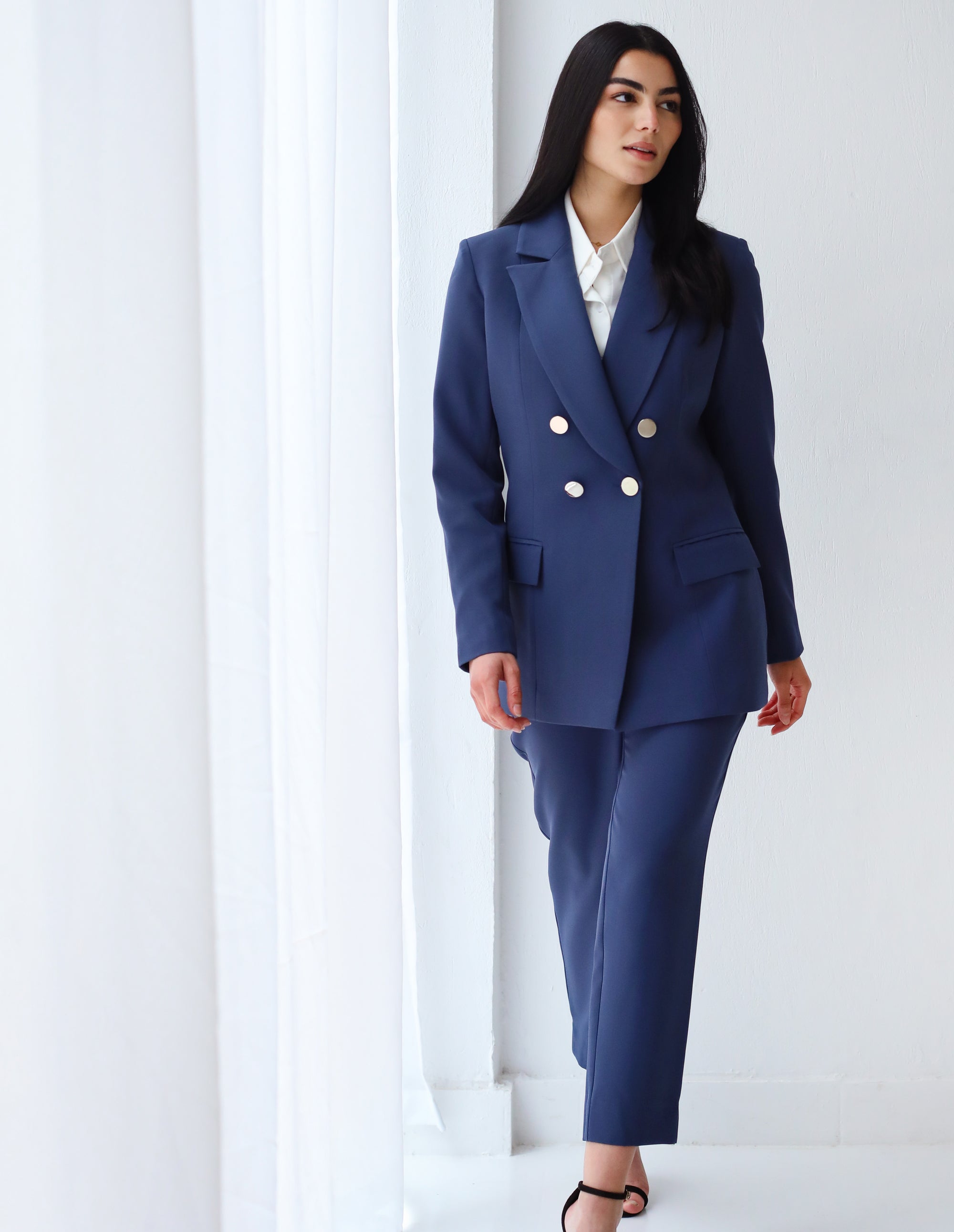 Elite Navy Blue Long Sleeves Suit