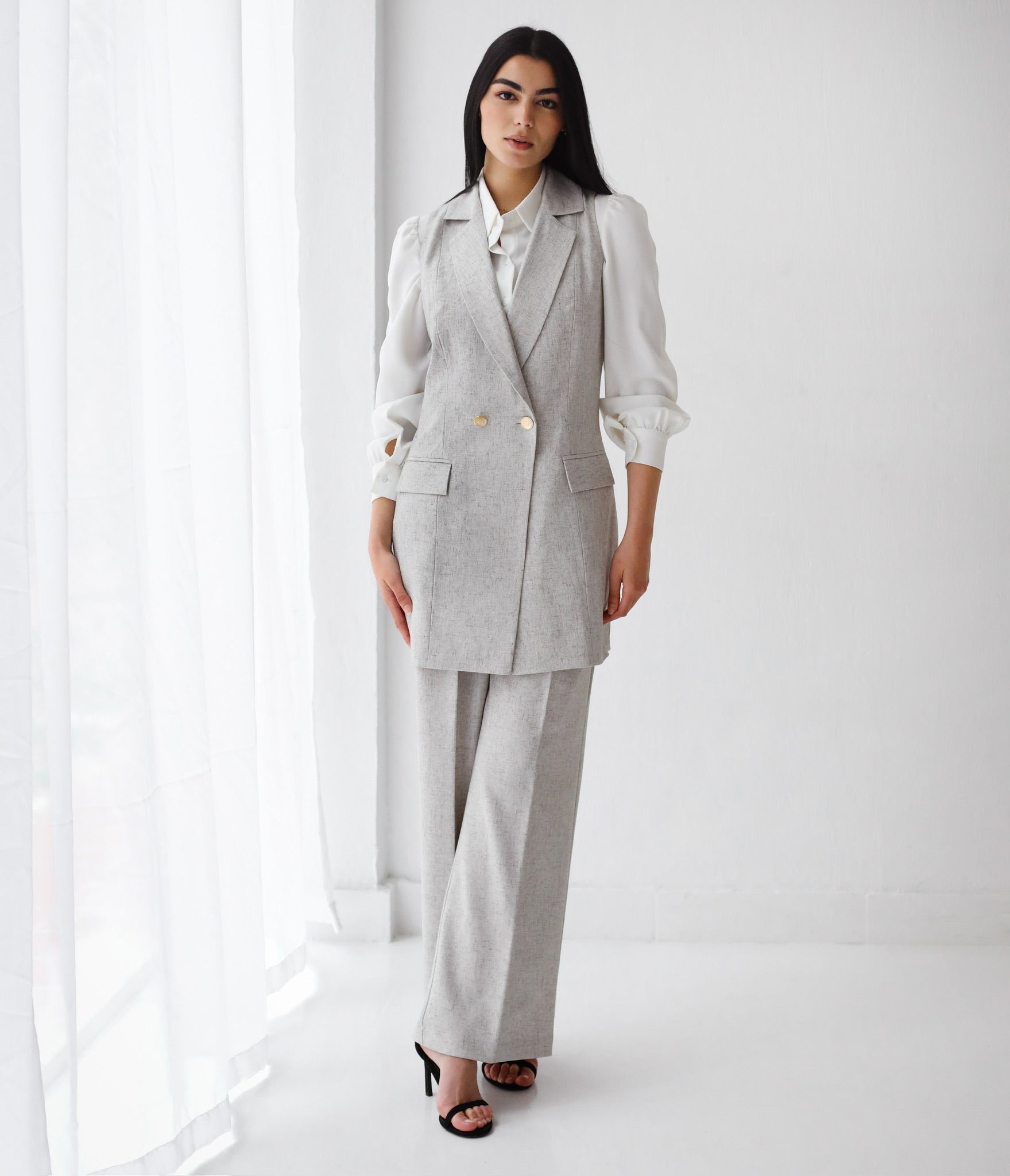Elite Light Grey Sleeveless Suit